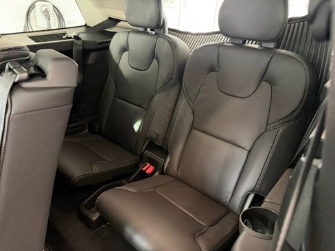 New 2026 Volvo XC90 T8 Ultra w/ Protection Package Premier image 36