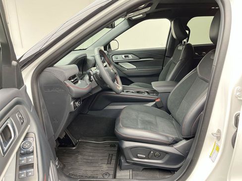 Used 2026 Ford Explorer ST w/ Sun And Sound Package AWD/4WD image 3