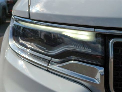 Used 2024 Jeep Wagoneer Series II image 10