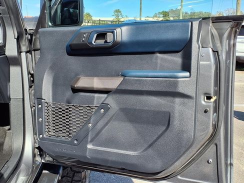 Used 2022 Ford Bronco Outer Banks image 13