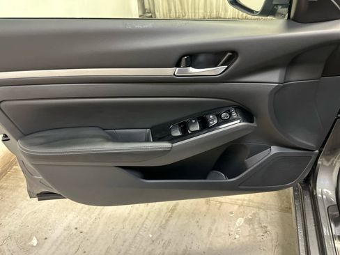 New 2025 Nissan Altima 2.5 SL image 19