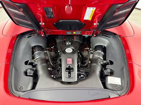 Certified 2020 Ferrari 488 Pista Spider RWD image 25