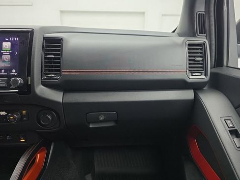 Used 2023 Nissan Frontier PRO-4X w/ Pro Convenience Package image 41