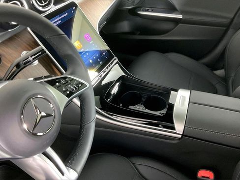 New 2026 Mercedes-Benz C 300 4MATIC Sedan image 8