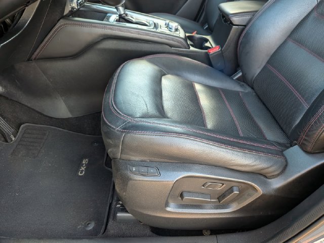 Used 2021 MAZDA CX-5 Carbon Edition FWD image 16