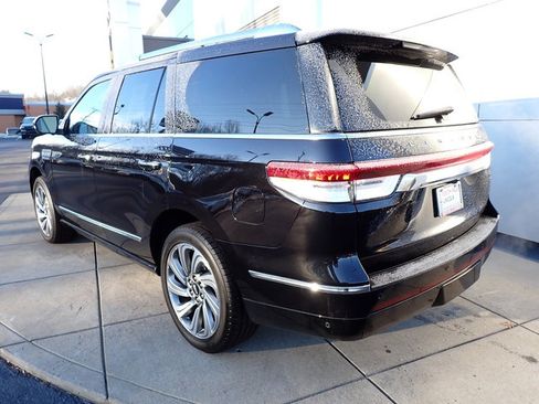 Certified 2023 Lincoln Navigator Reserve image 3