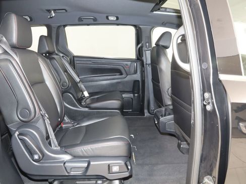 Used 2023 Honda Odyssey Sport image 14