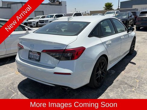Used 2022 Honda Civic Sport image 3