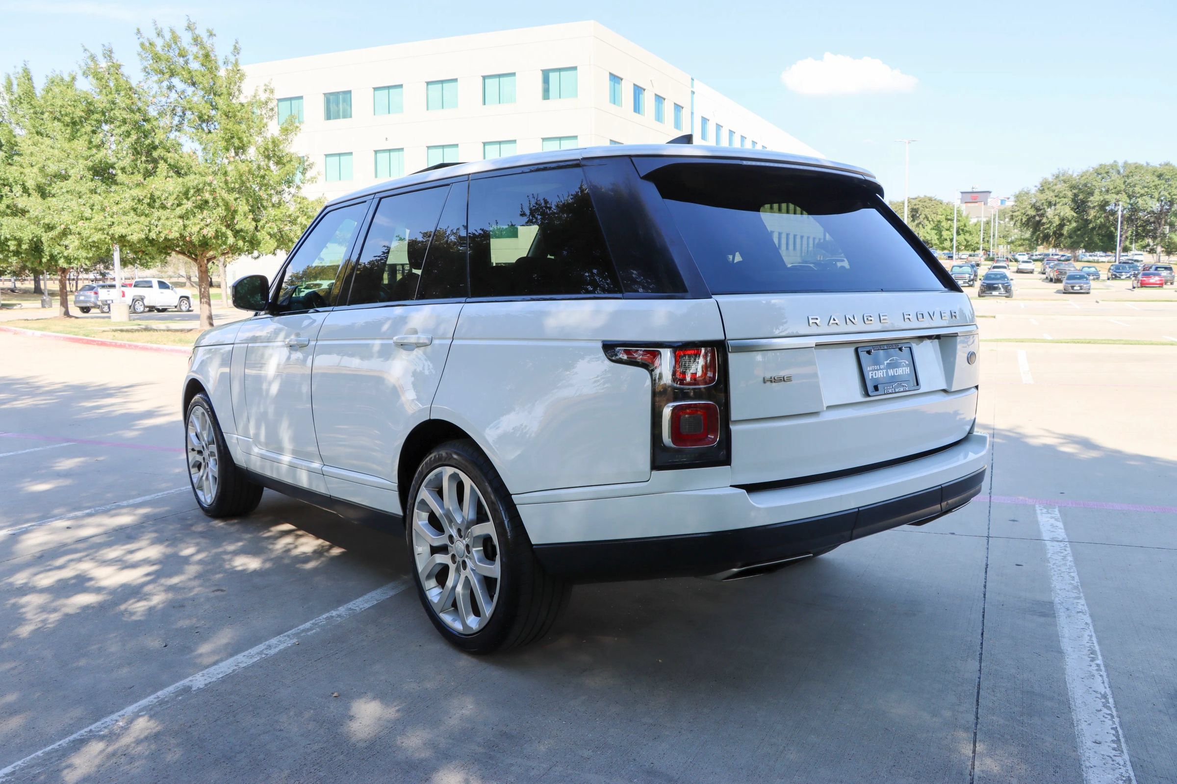 Used 2019 Land Rover Range Rover HSE AWD/4WD image 5