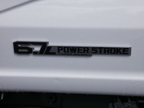 New 2025 Ford F550 4x4 SuperCab Super Duty image 18