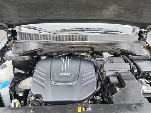 Used 2017 Kia Sorento EX image 11