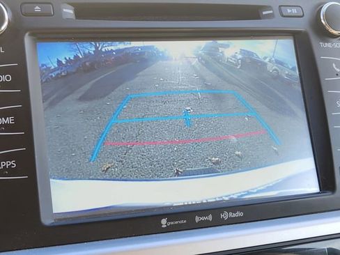 Used 2016 Toyota Highlander XLE image 24