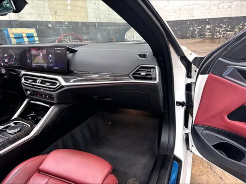 Used 2024 BMW M440i Convertible w/ Premium Package RWD image 18
