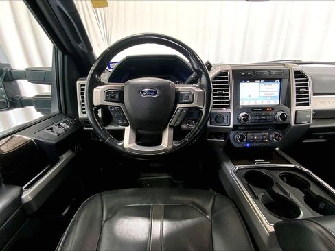 Used 2017 Ford F250 Platinum w/ Platinum Ultimate Package AWD/4WD image 14