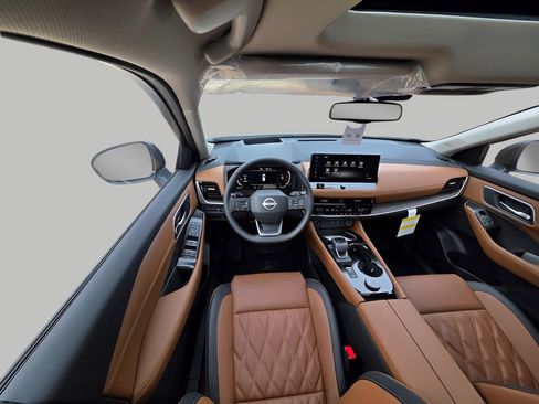 New 2026 Nissan Rogue Platinum image 15