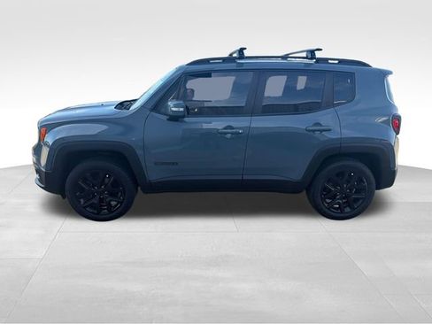 Used 2017 Jeep Renegade Altitude AWD/4WD image 2