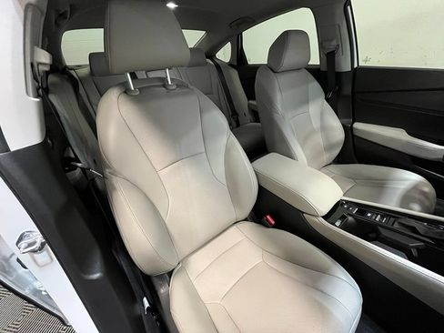 Used 2025 Honda Accord Touring image 12