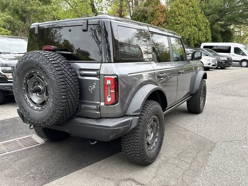 Used 2024 Ford Bronco Badlands AWD/4WD image 3