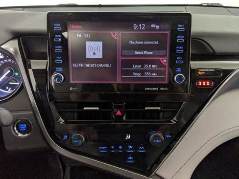 Used 2023 Toyota Camry SE w/ Audio Upgrade Package image 8