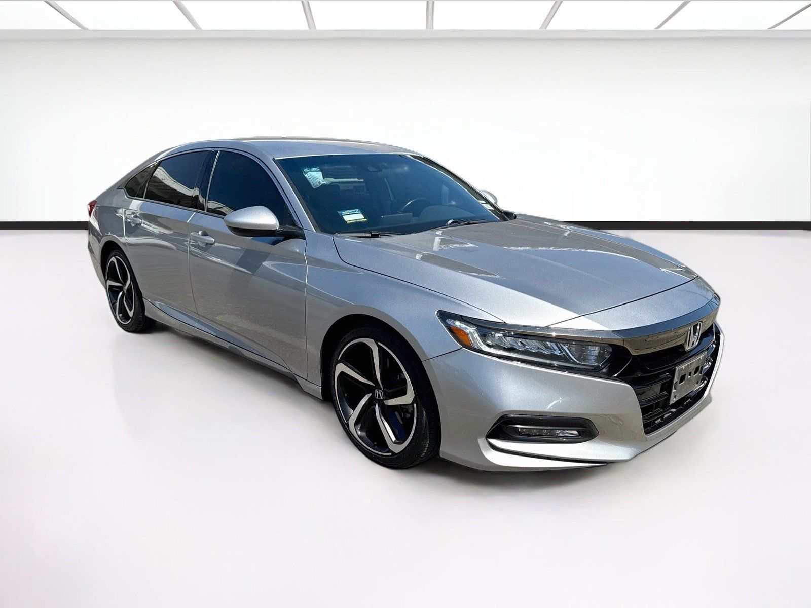 Used 2020 Honda Accord Sport image 3