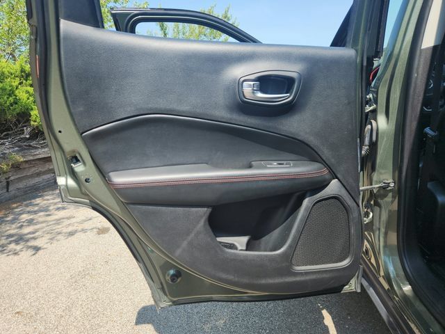 Used 2019 Jeep Compass Trailhawk AWD/4WD image 20