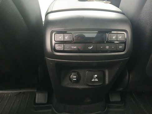 Used 2020 Hyundai Palisade Limited AWD/4WD image 11
