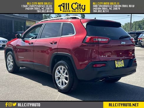 Used 2014 Jeep Cherokee Latitude w/ Cold Weather Group AWD/4WD image 5