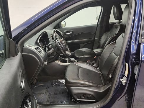 Used 2021 Jeep Compass Latitude FWD image 12