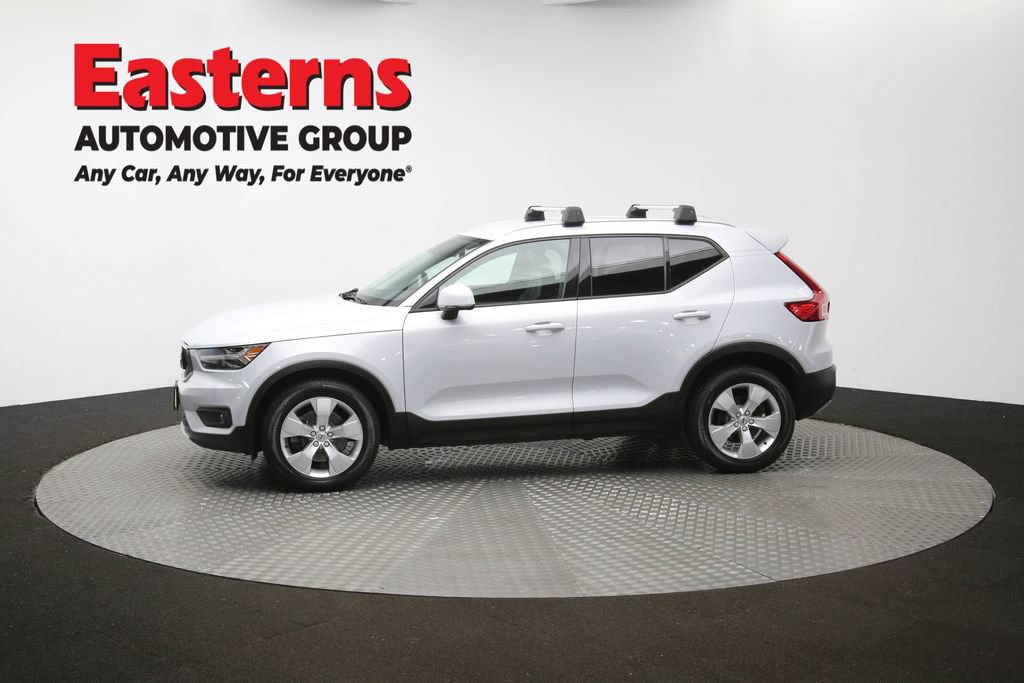 Used 2021 Volvo XC40 T4 Momentum FWD image 58