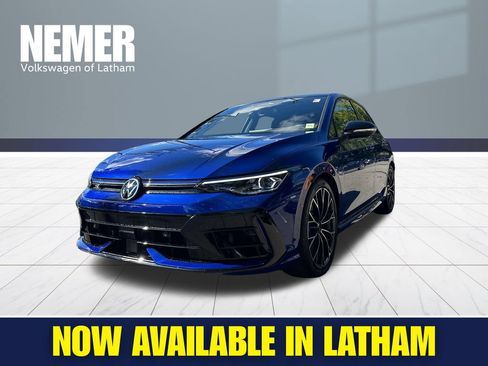 Used 2026 Volkswagen Golf AWD/4WD image 1