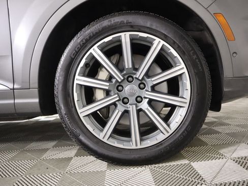 Used 2019 Audi Q7 3.0T Premium Plus w/ Premium Plus Package image 33