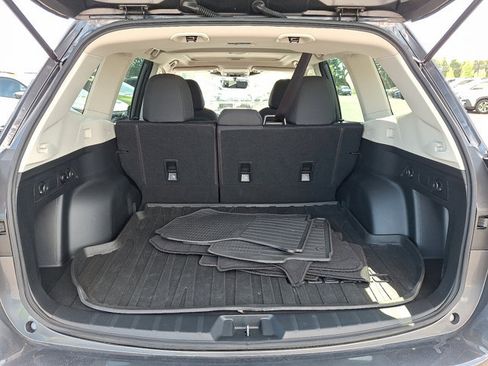 Certified 2023 Subaru Forester Premium AWD/4WD image 28