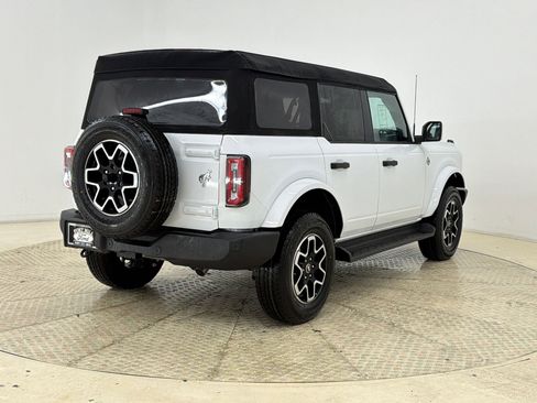 New 2026 Ford Bronco Outer Banks AWD/4WD image 9
