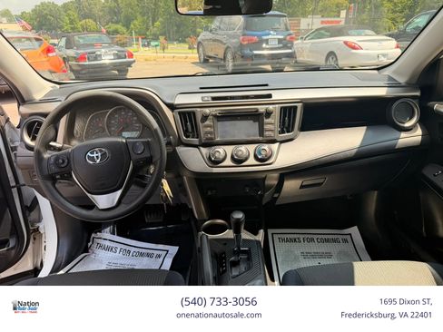 Used 2015 Toyota RAV4 LE AWD/4WD image 9