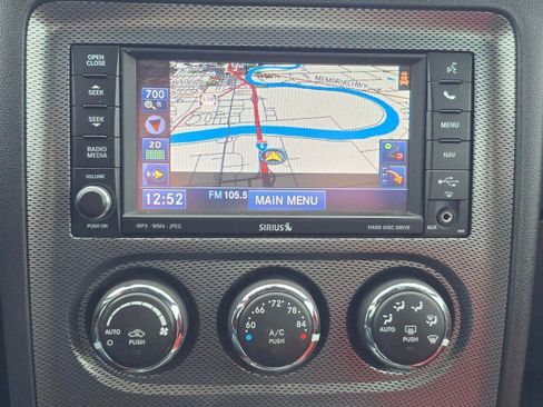 Used 2014 Dodge Challenger R/T image 29