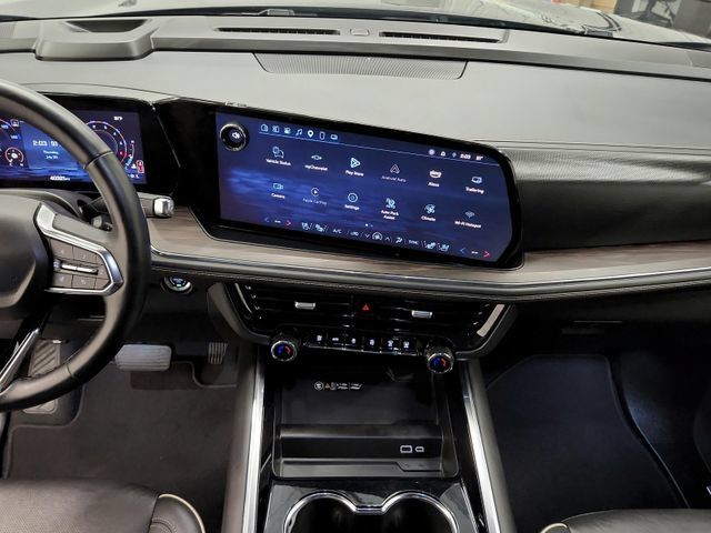 Used 2025 Chevrolet Tahoe Premier RWD image 44