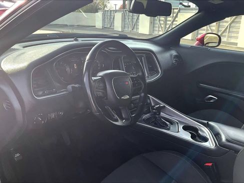 Used 2019 Dodge Challenger GT w/ Performance Handling Group image 15