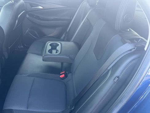 Used 2022 Buick Encore GX Select image 11