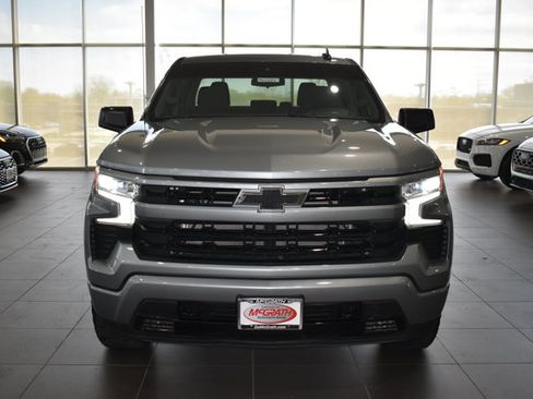Used 2023 Chevrolet Silverado 1500 RST w/ Z71 Off-Road Package AWD/4WD image 5