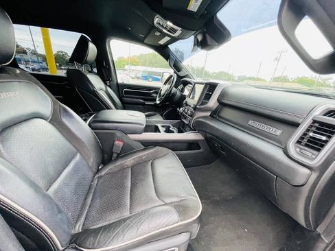 Used 2021 RAM 1500 Laramie w/ Sport Appearance Package AWD/4WD image 27