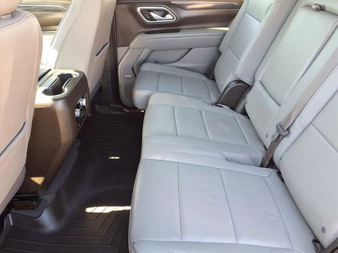 Used 2022 GMC Yukon SLT image 11