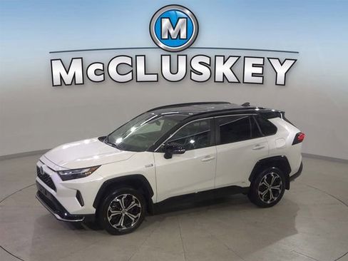 Used 2022 Toyota RAV4 XSE AWD/4WD image 1