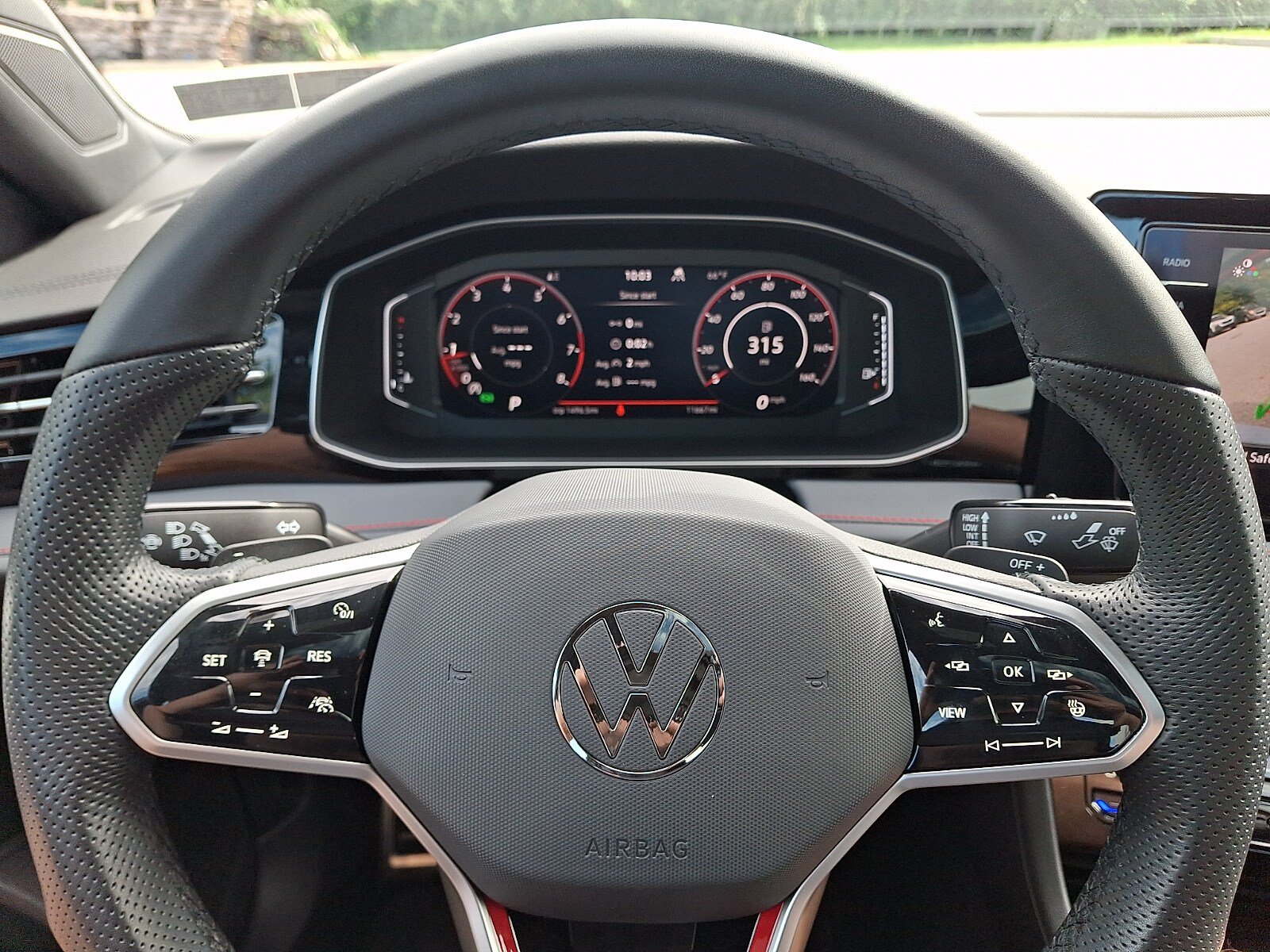 Used 2025 Volkswagen Jetta GLI Autobahn FWD image 19