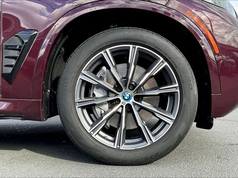 Used 2024 BMW X5 xDrive50e w/ M Sport Package image 12