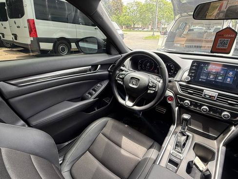 Used 2022 Honda Accord Sport image 12
