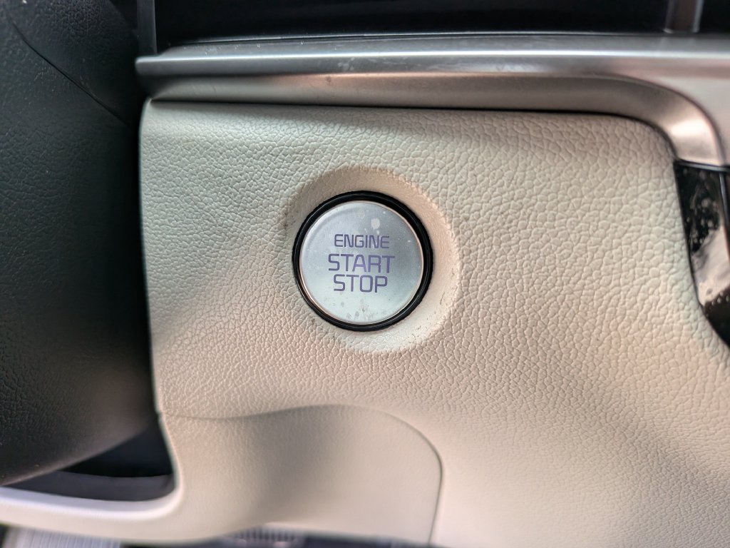 Certified 2025 Kia Sorento EX FWD image 28
