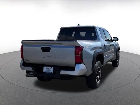 Used 2025 Toyota Tacoma TRD Off-Road image 15