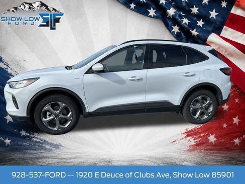 Certified 2025 Ford Escape ST-Line Select AWD/4WD image 4