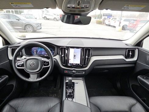 Used 2025 Volvo XC60 T8 Plus w/ Protection Package Premier image 8