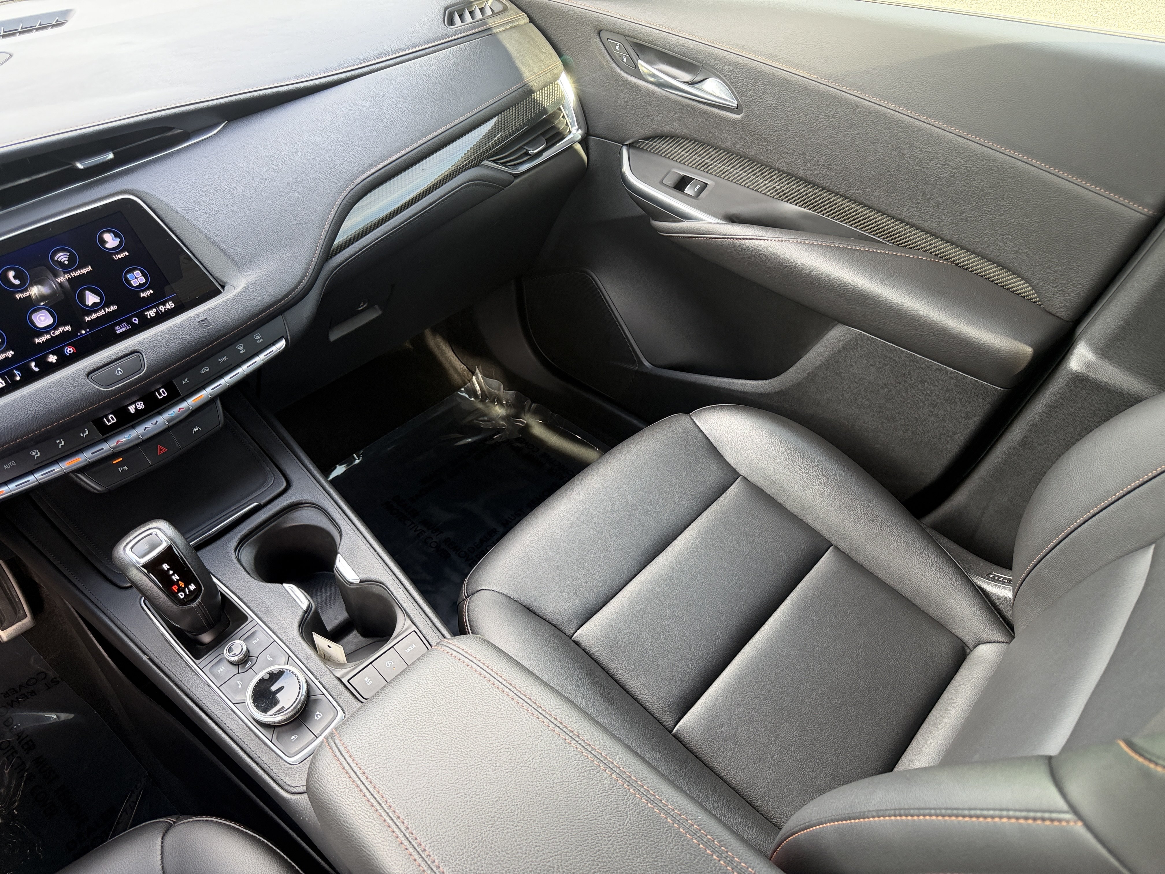 Used 2019 Cadillac XT4 Sport w/ Driver Awareness Package FWD image 17